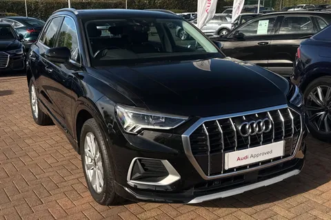 LT22KBV Audi Q3 Sport 35 TDI 150 PS S tronic Thumbnail #56