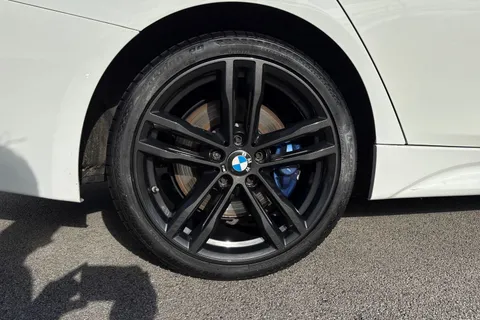 PY67JSU BMW 3 Series 2.0 320d M Sport Shadow Edition xDrive Euro 6 (s/s) 4dr Thumbnail #10