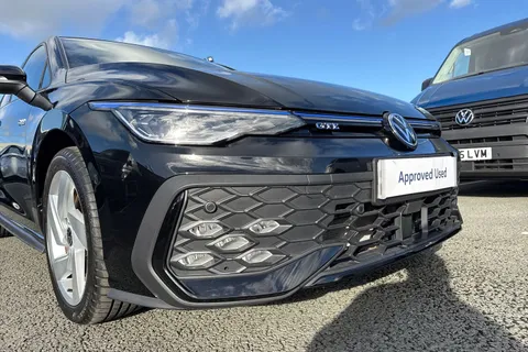 KP25NNT Volkswagen Golf 1.5 TSI 272 GTE eHybrid 5dr DSG Thumbnail #9