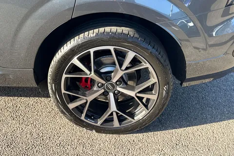 Audi Q3 1.5 e-hybrid Launch Edition S Tronic Euro 6 (s/s) 5dr 26kWh Thumbnail #11