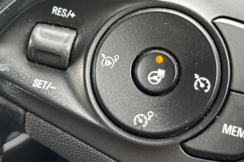 32 of 57 for VAUXHALL CORSA 1.2 Turbo Elite Nav Premium 5dr