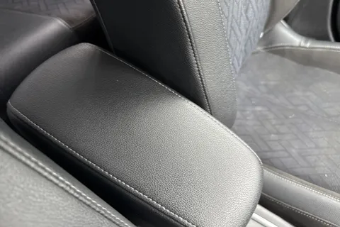 47 of 57 for VAUXHALL CORSA 1.2 Turbo Elite Nav Premium 5dr