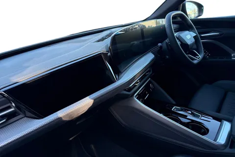  Audi Q5 2.0 TDI Edition 1 Sportback S Tronic quattro Euro 6 (s/s) 5dr Thumbnail #9