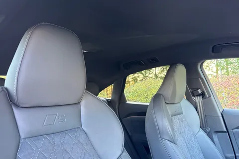  Audi Q5 2.0 TDI Edition 1 Sportback S Tronic quattro Euro 6 (s/s) 5dr Thumbnail #21