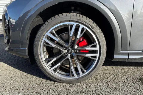  Audi Q5 2.0 TDI Edition 1 Sportback S Tronic quattro Euro 6 (s/s) 5dr Thumbnail #22