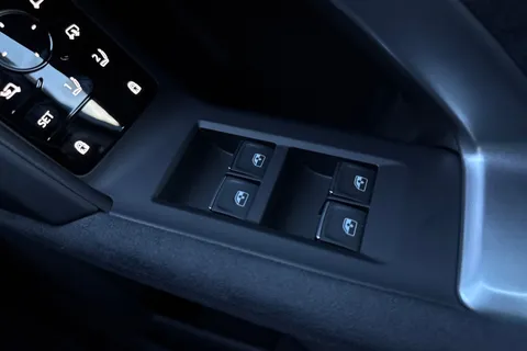  Audi Q5 2.0 TDI Edition 1 Sportback S Tronic quattro Euro 6 (s/s) 5dr Thumbnail #43