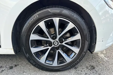 BU71YMZ Renault Clio 1.0 TCe Iconic Euro 6 (s/s) 5dr Thumbnail #14