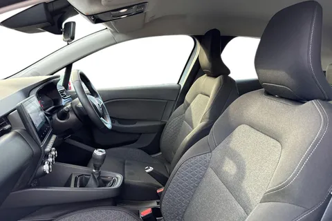 BU71YMZ Renault Clio 1.0 TCe Iconic Euro 6 (s/s) 5dr Thumbnail #17