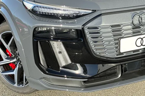 Audi Sq6 E-Tron 100kWh S Edition 1 Sportback Auto quattro 5dr Thumbnail #9