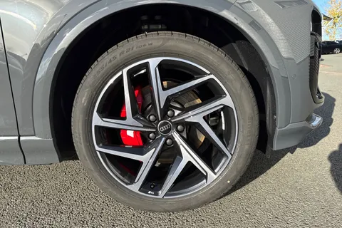 Audi Sq6 E-Tron 100kWh S Edition 1 Sportback Auto quattro 5dr Thumbnail #10