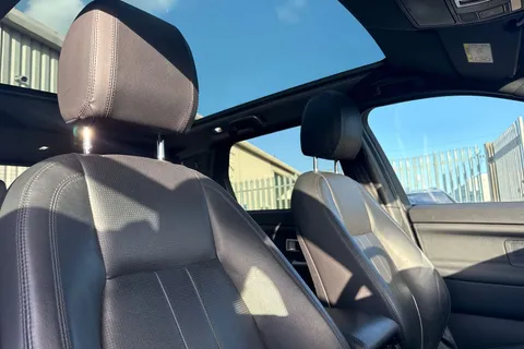 DU68YWR Land Rover Discovery Sport 2.0 TD4 Landmark Auto 4WD Euro 6 (s/s) 5dr Thumbnail #21