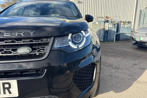 DU68YWR Land Rover Discovery Sport 2.0 TD4 Landmark Auto 4WD Euro 6 (s/s) 5dr Thumbnail #31