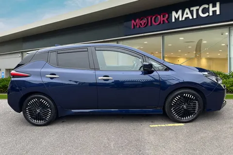 ST73PGV Nissan Leaf 39kWh N-Connecta Auto 5dr Thumbnail #4