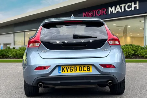 KV69OCB Volvo V40 1.5 T3 Inscription Edition Auto Euro 6 (s/s) 5dr Thumbnail #5