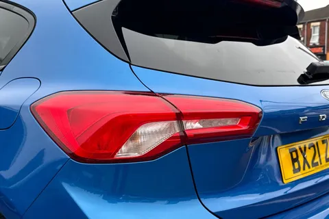 BX21ZBG Ford Focus 1.0T EcoBoost MHEV ST-Line X Edition Euro 6 (s/s) 5dr Thumbnail #17