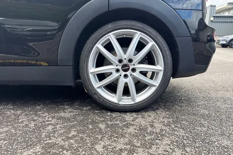 23 of 52 for MINI CLUBMAN 1.5 Cooper Sport 6dr