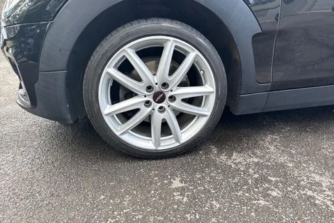 24 of 52 for MINI CLUBMAN 1.5 Cooper Sport 6dr