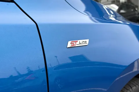 BX21ZBG Ford Focus 1.0T EcoBoost MHEV ST-Line X Edition Euro 6 (s/s) 5dr Thumbnail #27