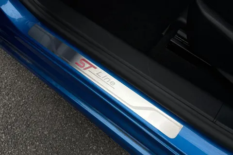 BX21ZBG Ford Focus 1.0T EcoBoost MHEV ST-Line X Edition Euro 6 (s/s) 5dr Thumbnail #35