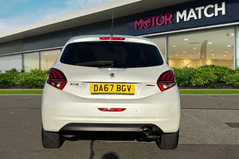DA67BGV PEUGEOT 208 1.2 PureTech GT Line Euro 6 (s/s) 5dr Thumbnail #5