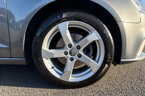 10 of 65 for Audi A3 1.0 TFSI Sport Sportback Euro 6 (s/s) 5dr