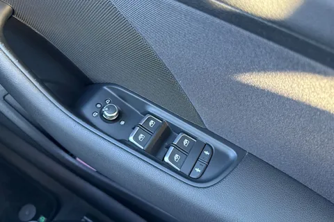 44 of 65 for Audi A3 1.0 TFSI Sport Sportback Euro 6 (s/s) 5dr