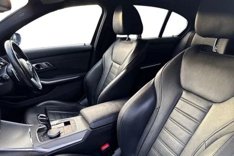 YC21GCU BMW 3 Series 2.0 320i M Sport Auto Euro 6 (s/s) 4dr Thumbnail #12