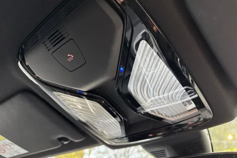 YC21GCU BMW 3 Series 2.0 320i M Sport Auto Euro 6 (s/s) 4dr Thumbnail #39