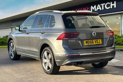 MD66VOJ Volkswagen Tiguan 2.0 TDI BlueMotion Tech SEL 4Motion Euro 6 (s/s) 5dr Thumbnail #3