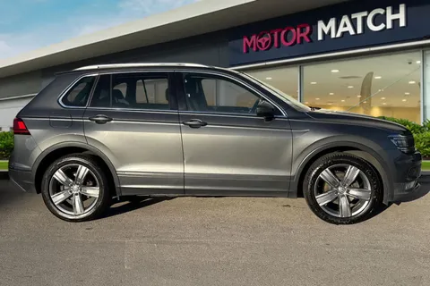 MD66VOJ Volkswagen Tiguan 2.0 TDI BlueMotion Tech SEL 4Motion Euro 6 (s/s) 5dr Thumbnail #4