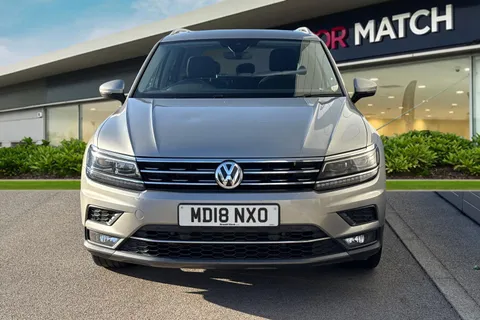 MD18NXO Volkswagen Tiguan 2.0 TDI SEL DSG Euro 6 (s/s) 5dr Thumbnail #6
