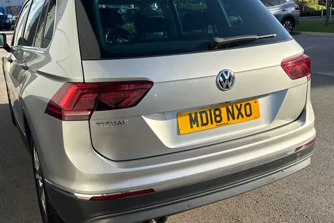 MD18NXO Volkswagen Tiguan 2.0 TDI SEL DSG Euro 6 (s/s) 5dr Thumbnail #8