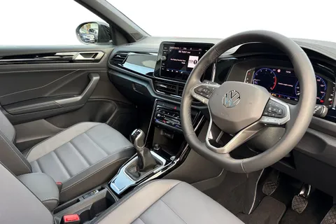  Volkswagen T-Roc 1.0 TSI Style Design Euro 6 (s/s) 5dr Thumbnail #14