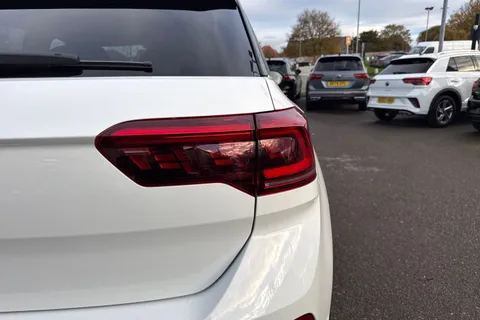  Volkswagen T-Roc 1.0 TSI Style Design Euro 6 (s/s) 5dr Thumbnail #29