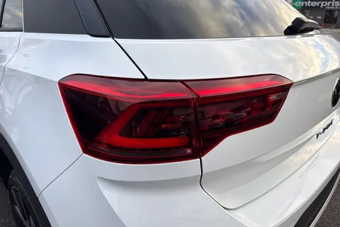  Volkswagen T-Roc 1.0 TSI Style Design Euro 6 (s/s) 5dr Thumbnail #30