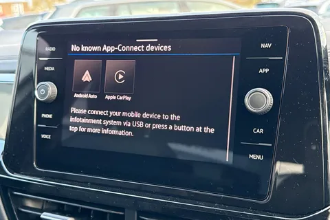  Volkswagen T-Roc 1.0 TSI Style Design Euro 6 (s/s) 5dr Thumbnail #52