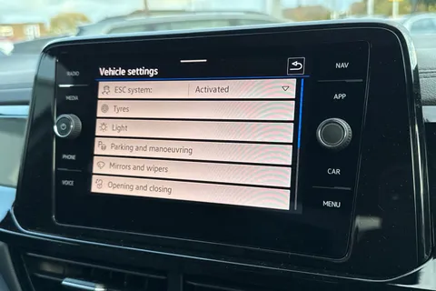  Volkswagen T-Roc 1.0 TSI Style Design Euro 6 (s/s) 5dr Thumbnail #54