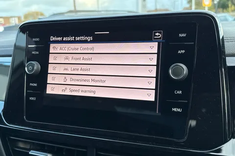  Volkswagen T-Roc 1.0 TSI Style Design Euro 6 (s/s) 5dr Thumbnail #55