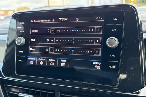  Volkswagen T-Roc 1.0 TSI Style Design Euro 6 (s/s) 5dr Thumbnail #56