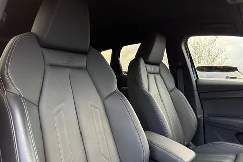 24 of 50 for AUDI Q4 220kW 50 Quattro 82kWh S Line 5dr Auto