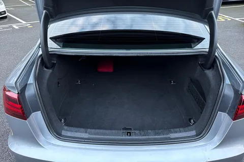 KD16ZPE Audi A6 Saloon 2.0 TDI S line S Tronic quattro Euro 6 (s/s) 4dr Thumbnail #10