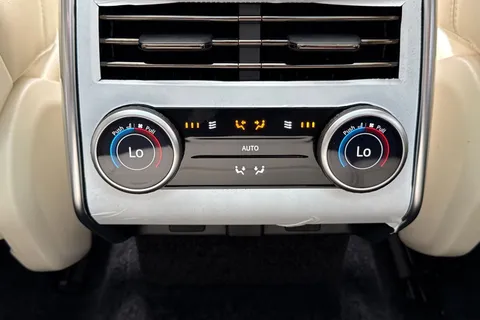  Land Rover Range Rover 3.0 D350 MHEV Autobiography Auto 4WD Euro 6 (s/s) 5dr Thumbnail #36