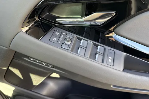  Land Rover Range Rover Evoque 2.0 D165 MHEV Dynamic SE Auto 4WD Euro 6 (s/s) 5dr Thumbnail #57