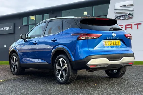 DE71LRJ Nissan Qashqai 1.3 DIG-T MHEV N-Connecta XTRON Euro 6 (s/s) 5dr Thumbnail #3