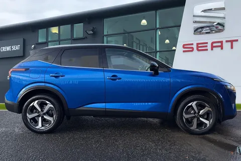 DE71LRJ Nissan Qashqai 1.3 DIG-T MHEV N-Connecta XTRON Euro 6 (s/s) 5dr Thumbnail #4