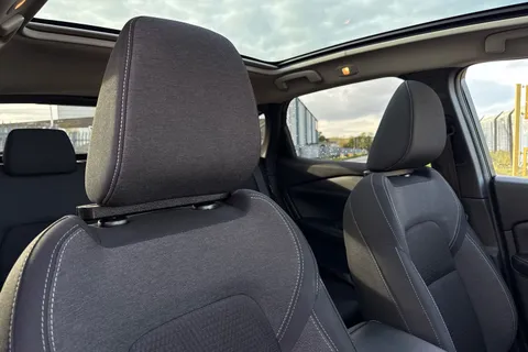 DE71LRJ Nissan Qashqai 1.3 DIG-T MHEV N-Connecta XTRON Euro 6 (s/s) 5dr Thumbnail #25