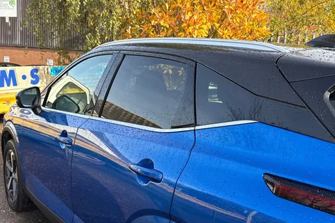 DE71LRJ Nissan Qashqai 1.3 DIG-T MHEV N-Connecta XTRON Euro 6 (s/s) 5dr Thumbnail #26