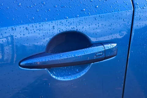 DE71LRJ Nissan Qashqai 1.3 DIG-T MHEV N-Connecta XTRON Euro 6 (s/s) 5dr Thumbnail #32