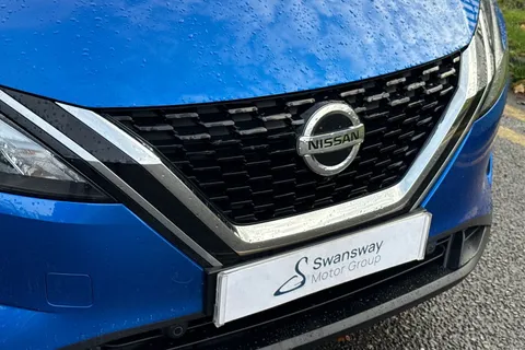 DE71LRJ Nissan Qashqai 1.3 DIG-T MHEV N-Connecta XTRON Euro 6 (s/s) 5dr Thumbnail #40