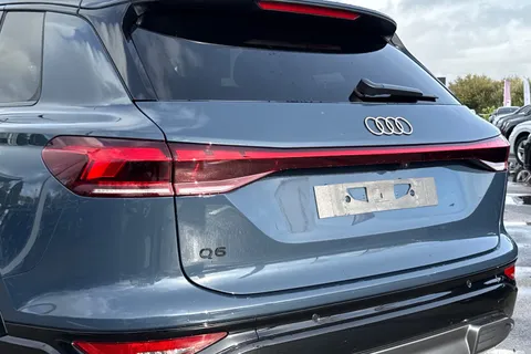  Audi Q6 E-Tron 83kWh S line Auto 5dr Thumbnail #16